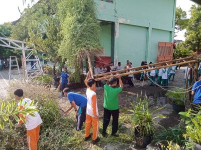 Kegiatan Jumat Bersih